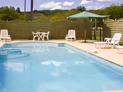 PoolOfHouse