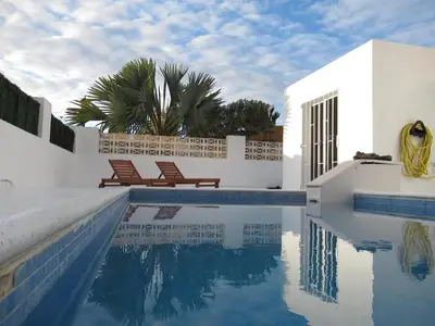 PoolOfHouse