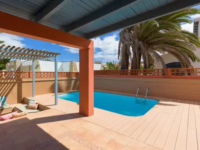 PoolOfHouse