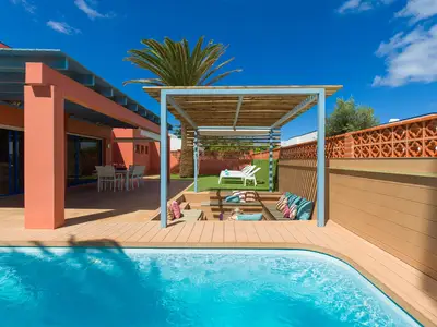 PoolOfHouse