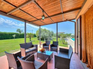 23707541-Villa-8-Cortona-300x225-2