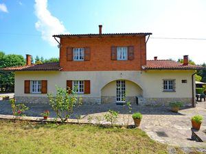 19351527-Villa-10-Cortona-300x225-3