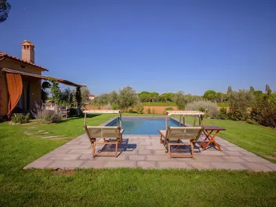 PoolOfHouse