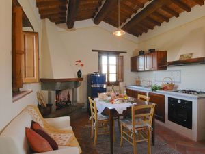 19393639-Villa-4-Cortona-300x225-4