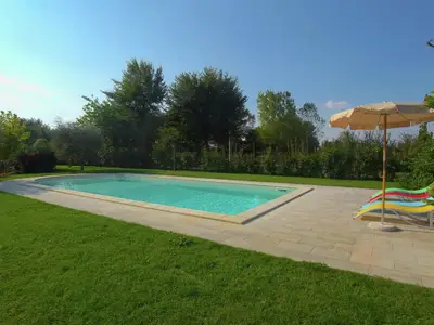 PoolOfHouse