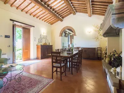 DiningRoom