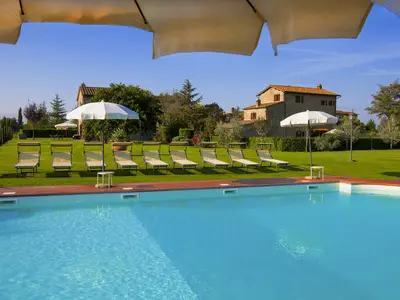 PoolOfHouse