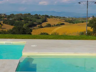 PoolOfHouse