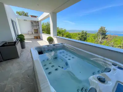 Villa für 4 Personen (50 m²) in Crikvenica 10/10