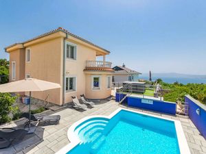 Villa für 8 Personen (180 m²) in Crikvenica