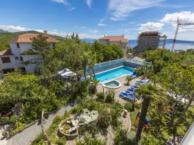 Villa für 12 Personen (193 m²) in Crikvenica 3/10