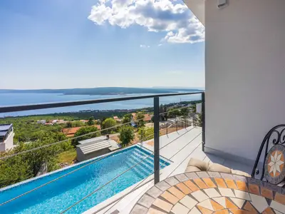 Villa für 6 Personen (190 m²) in Crikvenica 6/10