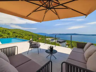 Villa für 6 Personen (190 m²) in Crikvenica 8/10