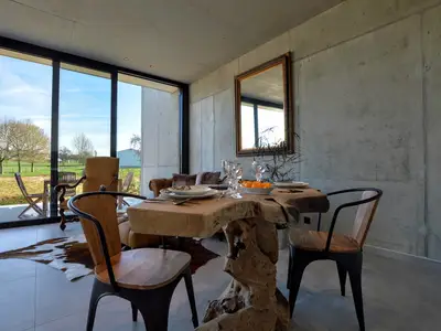 DiningRoom
