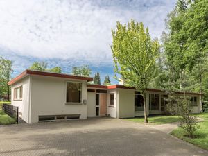 19354690-Villa-16-De Bult-300x225-1