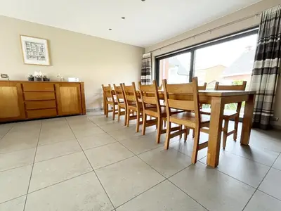 DiningRoom