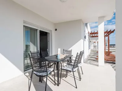 Villa für 9 Personen (190 m²) in Debeljak 6/10