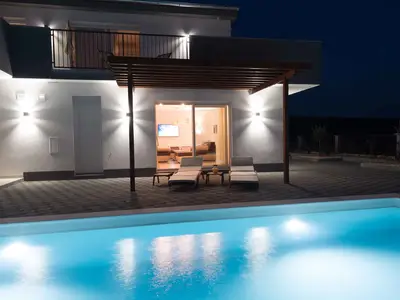 Villa für 9 Personen (190 m²) in Debeljak 4/10