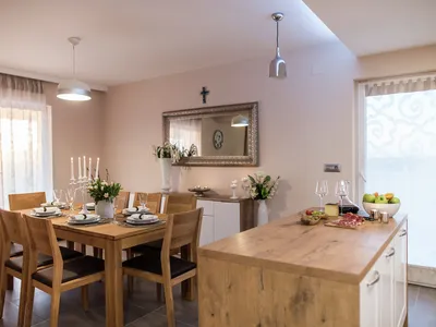 DiningRoom