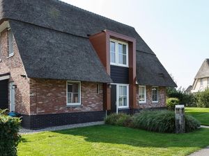 Villa für 8 Personen (140 m&sup2;) in Delfstrahuizen