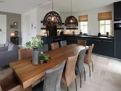 DiningRoom