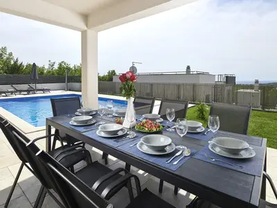 Villa für 8 Personen (170 m²) in Diminići 9/10