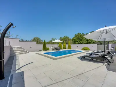 Villa für 6 Personen (75 m²) in Divsici 3/10