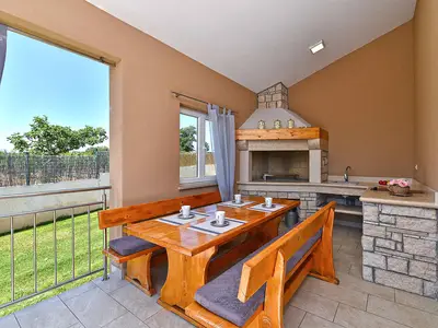 Villa für 8 Personen (130 m²) in Divsici 4/10