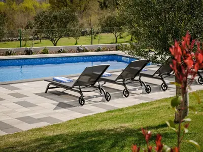 Villa für 8 Personen (160 m²) in Dobrinj 3/10