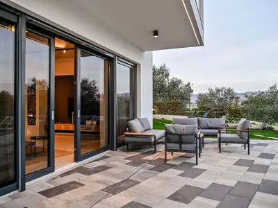 Villa für 8 Personen (160 m²) in Dobrinj 9/10