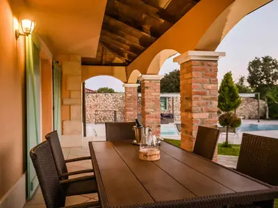 Villa für 10 Personen (180 m²) in Dobrinj 5/10