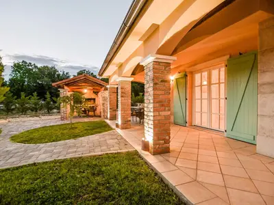Villa für 10 Personen (180 m²) in Dobrinj 9/10