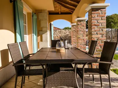 Villa für 10 Personen (180 m²) in Dobrinj 10/10
