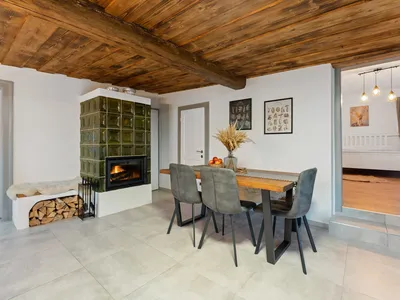 DiningRoom