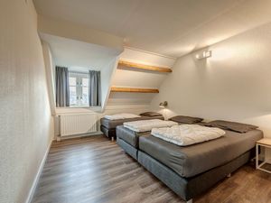 23141357-Villa-8-Domburg-300x225-4