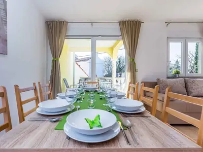 Villa für 6 Personen (120 m²) in Dramalj 10/10