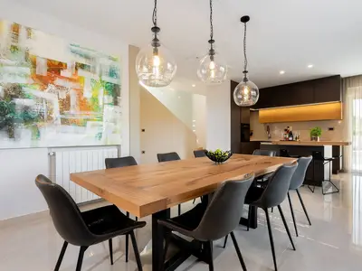 DiningRoom
