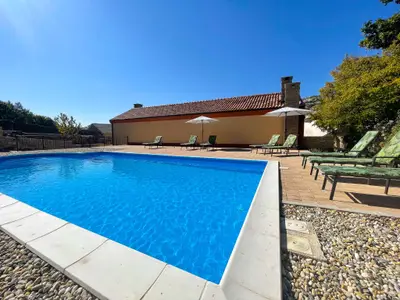 Villa für 10 Personen (180 m²) in Drivenik 1/10