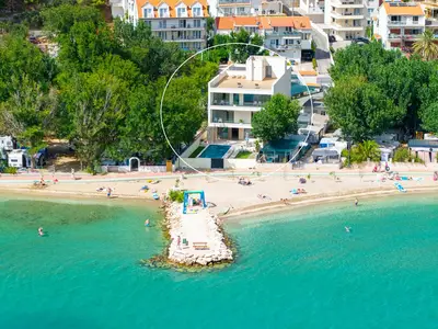 Die Villa Erce liegt direkt am Strand in Duće, zwischen der berühmten Stadt Split und der kleinen Stadt Omiš