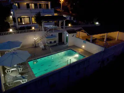 Villa für 8 Personen (140 m²) in Jesenice 4/10