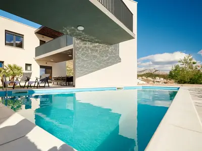 Villa für 12 Personen (160 m²) in Dugi Rat 2/10