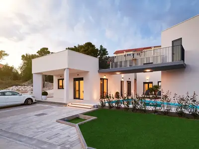 Villa für 12 Personen (160 m²) in Dugi Rat 6/10