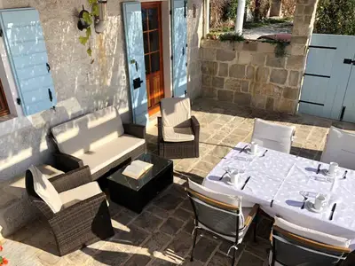 Villa für 4 Personen (160 m²) in Jesenice 5/10