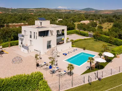 The very modern Villa Marijeta is a luxurious accommodation offering a private pool, a private tennis court and much more.