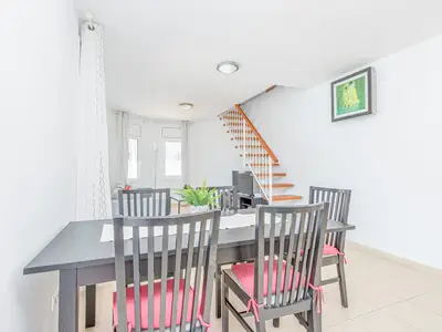 DiningRoom