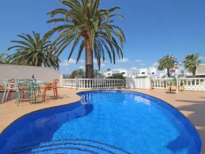 PoolOfHouse