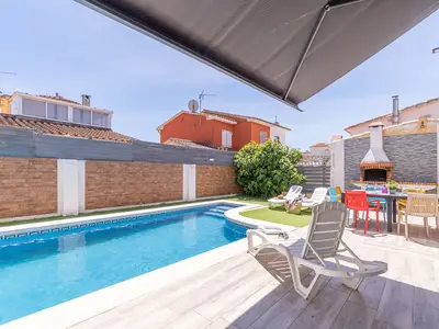 PoolOfHouse