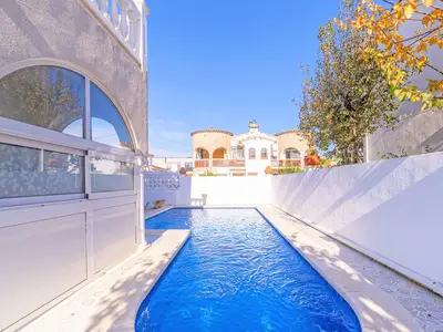 PoolOfHouse