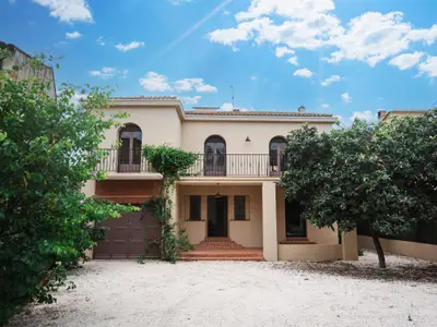 Außenseite Ferienhaus [Sommer]