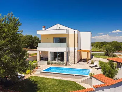 Villa für 6 Personen (200 m²) in Fažana 6/10